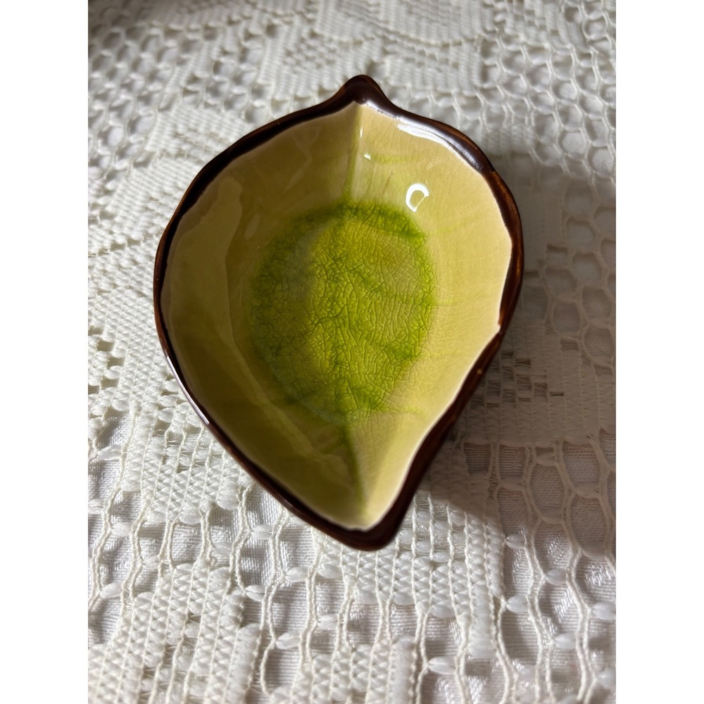 Ceramic Leaf Trinket Dish Green Crackle Glaze Small Decorative Jewelry Bowl